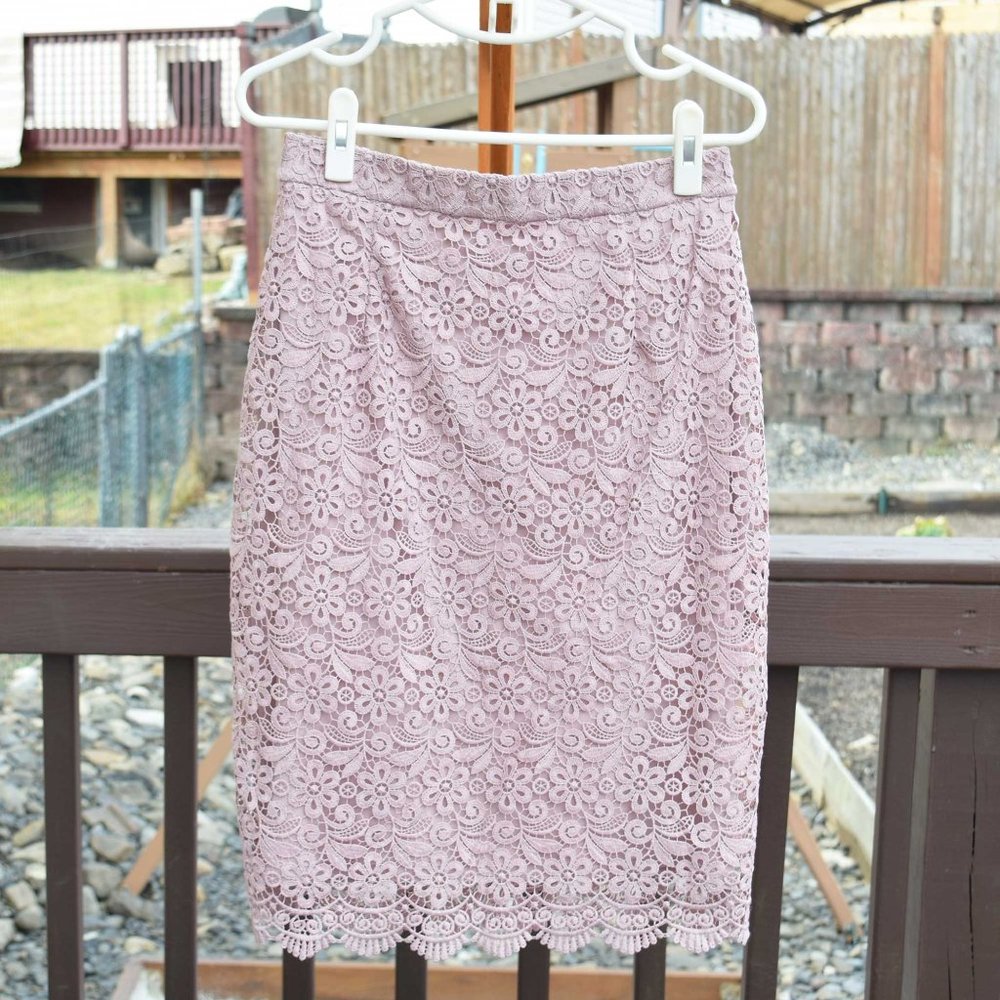 Uniqlo Pink Lace Pencil Midi Skirt Sz M